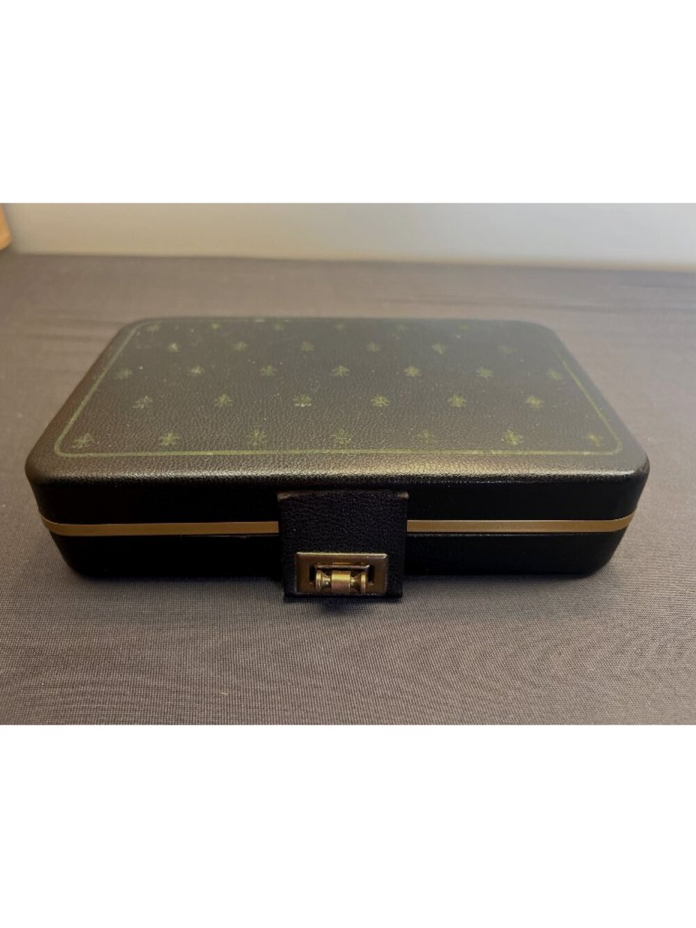 Vintage Mens Cufflink  Jewelry Box Twist Closure Velvet Lined